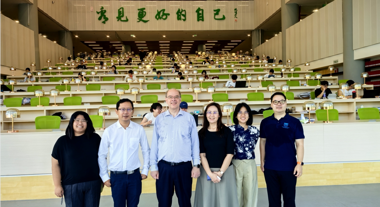 南京工业大学浦江学院